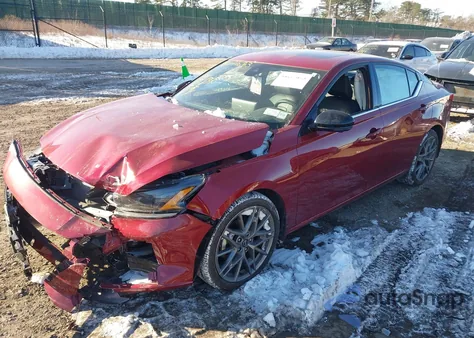 2024 Nissan Altima Sr Vc-Turbo Fwd z USA, uszkodzony, nr VIN 1N4AL4CV3RN334717